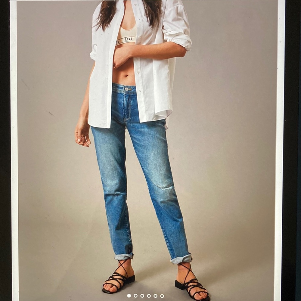 Anthropologie Pilcro Mid Rise Slim Boyfriend Jeans.  Size 30.